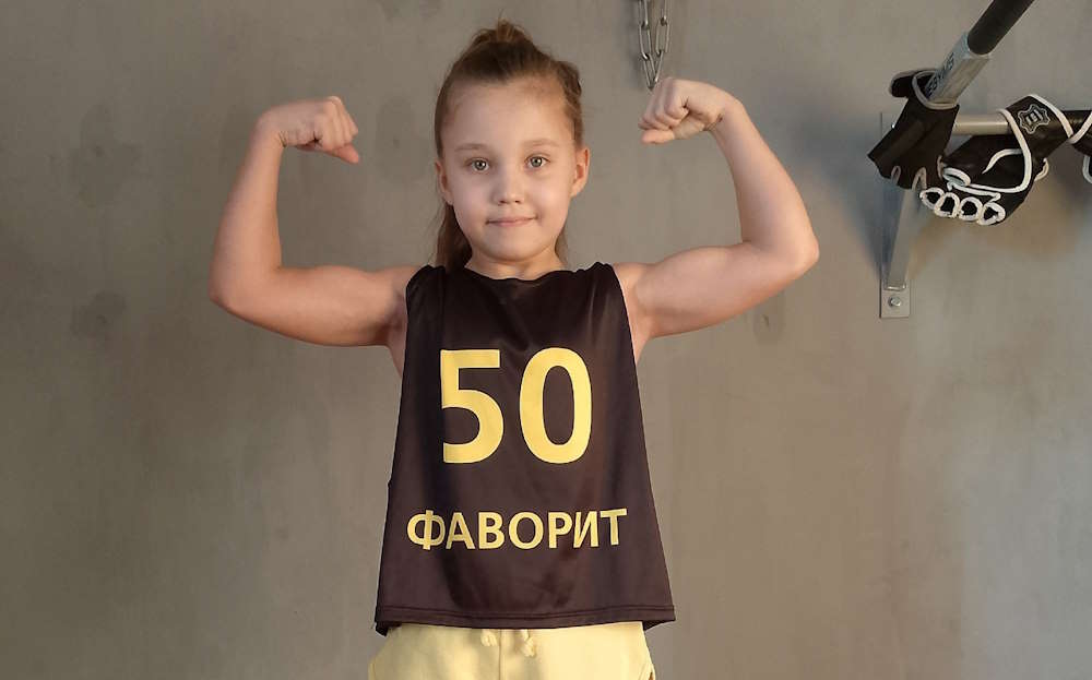Самая сильная девочка из Перми отжалась 1501 раз и побила мировой рекорд