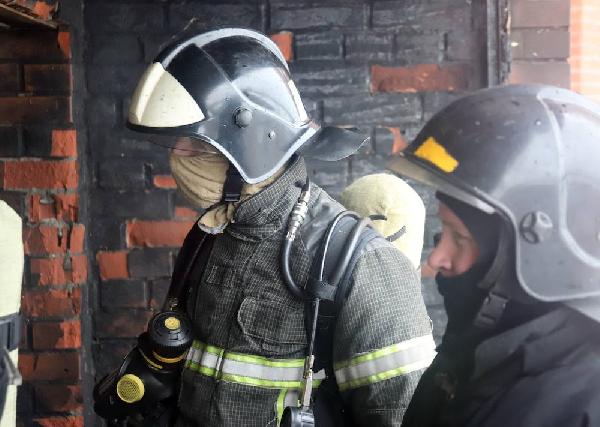В Перми из-за пожара эвакуировали людей из магазина на ул. Решетникова