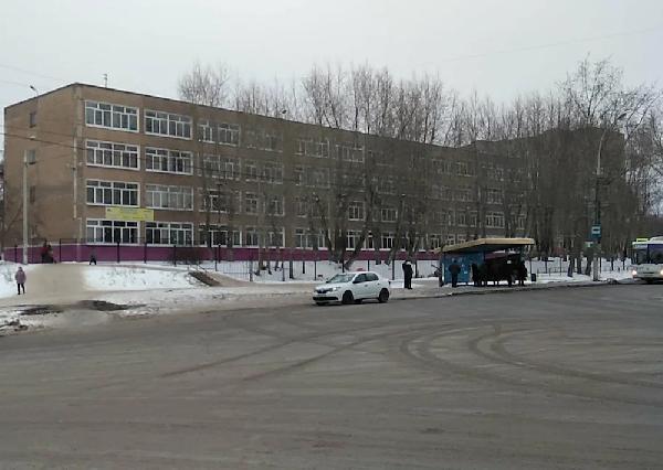 Пермскую школу № 136 проверили на наличие взрывного устройства
