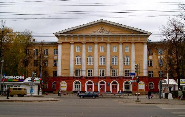 В Перми отремонтируют здание строительного колледжа на Комсомольском проспекте