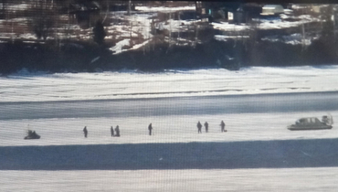 В Пермском крае 11 рыбаков унесло на оторвавшейся льдине