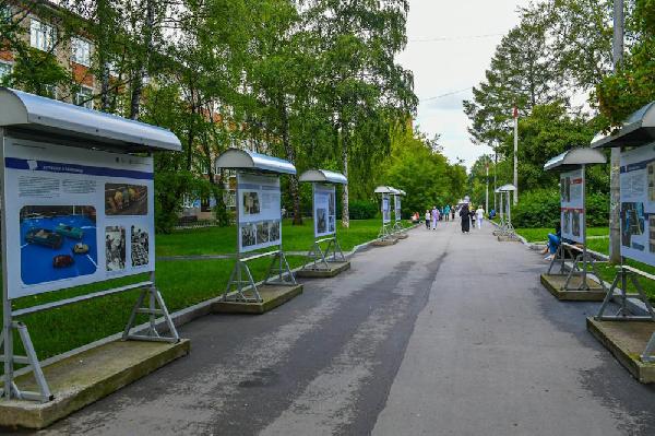 В Перми на улице Крупской открылась уличная выставка «Пермская инженерная мысль»