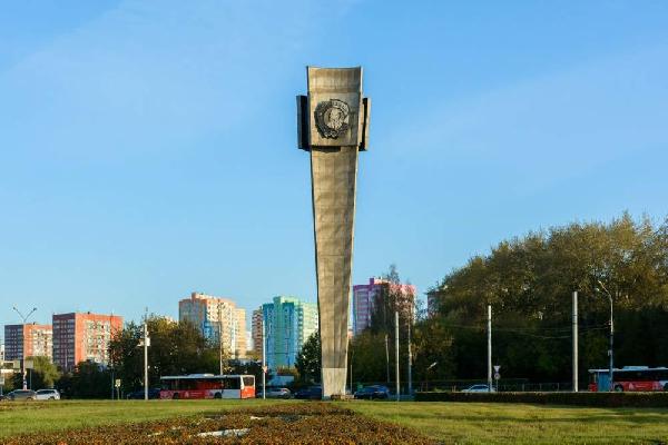 Губернатор пообещал сохранить стелу «К 250-летию Перми» при строительстве развязки на площади Гайдара