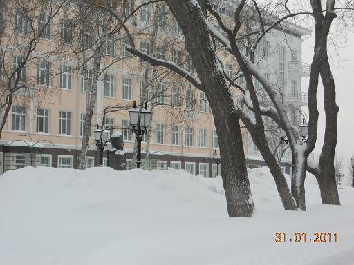 Соборная площадь зимой
