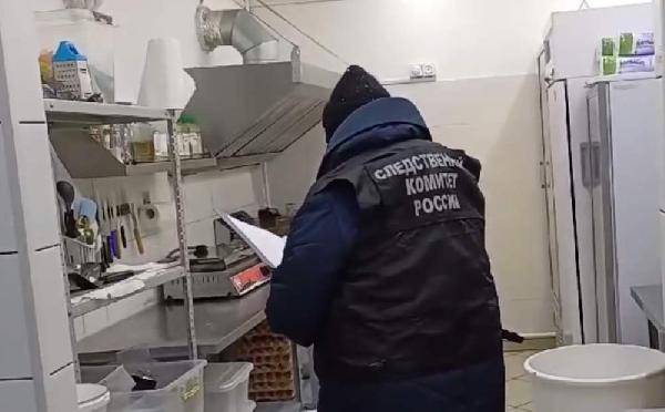 Предпринимателю назначили крупный штраф за массовое отравление шаурмой в Кунгуре