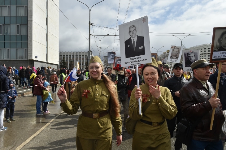 Типографии Перми начали принимать заказы на штендеры «Бессмертного полка»