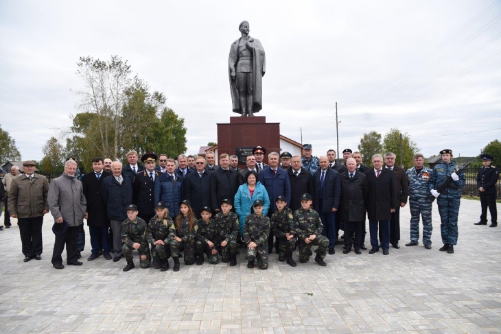 Депутаты Госдумы и руководство ФСБ приняли участие в открытии единственного в России музея Ф.Э. Дзержинского в Кировской области