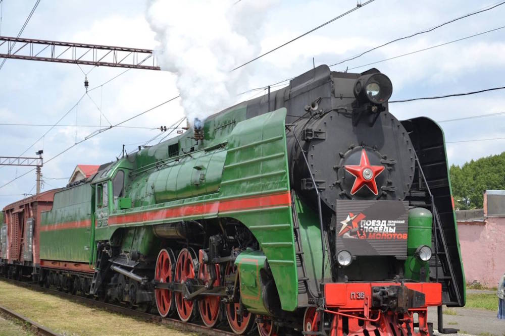 Почти семь тысяч человек посетило «Поезд Победы «Молотов» в Березниках