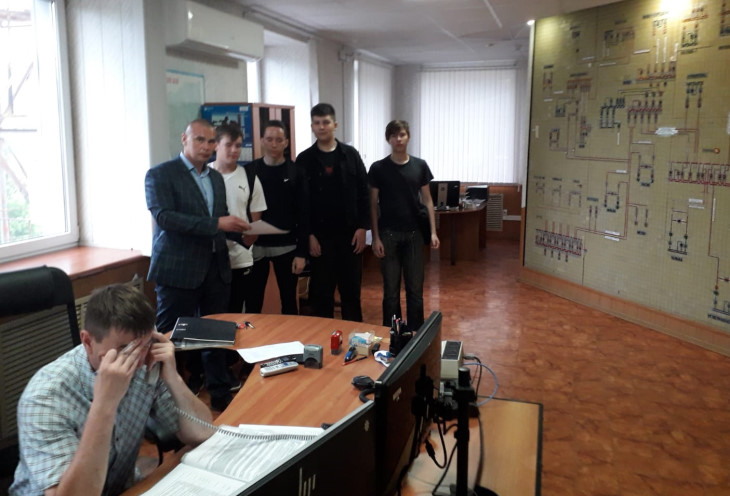 Энергетики Чусовских электрических сетей «Пермэнерго» рассказали школьникам о своей профессии