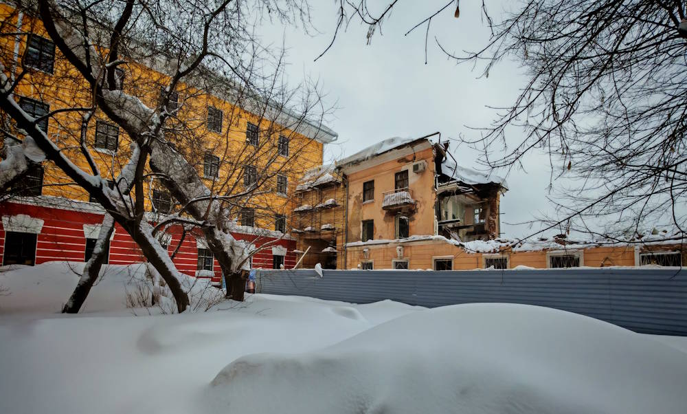 В центре Перми начался снос старых корпусов строительного колледжа