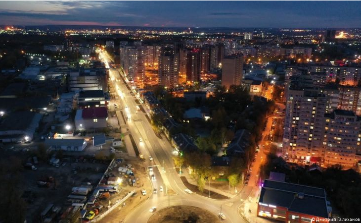 В Перми открылось движение по четырехполосному участку улицы Карпинского