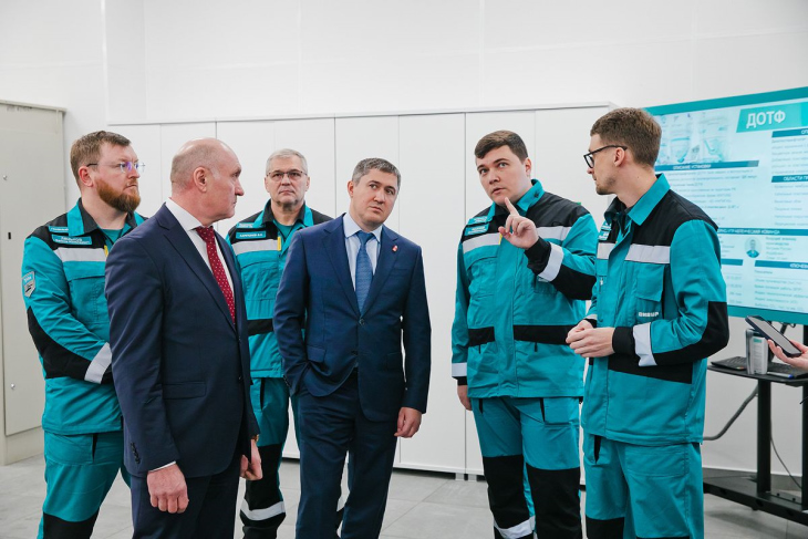 Губернатор Пермского края познакомился с главными цифровыми проектами АО «Сибур-Химпром»