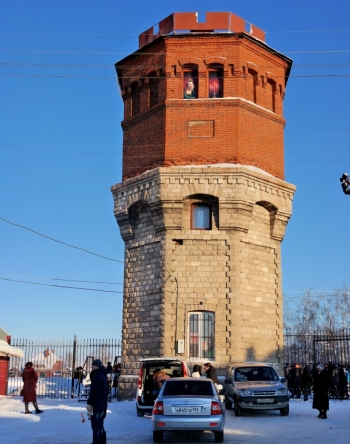 Принцесса Фиона теперь ждет своего героя на старой башне в Кунгуре