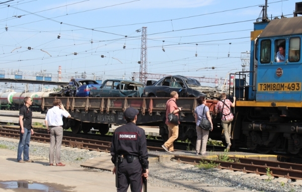 Железнодорожники покажут, что остается от автомобиля после столкновения с поездом