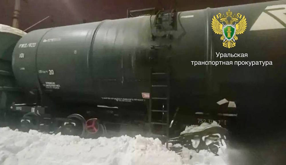 На&nbsp;станции Пермь-Сортировочная три вагона сошли с рельсов