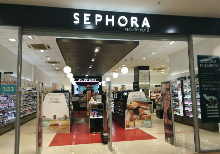 Магазины косметики Sephora приостановят работу 8 марта