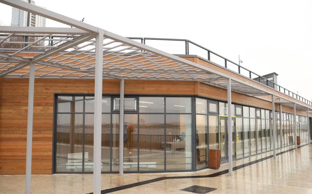 На пермской набережной откроется пункт проката роликовых и ледовых коньков