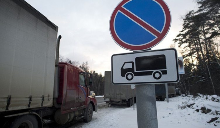 В Перми на месяц ограничат движение тяжелых грузовиков по дорогам