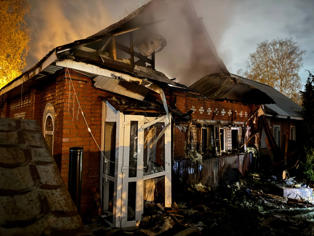 Администрация Березников опубликовала фото пострадавшего дома. 