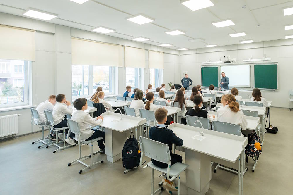 В пермских школах проходят необычные уроки химии в рамках проекта «Менделеевская смена»