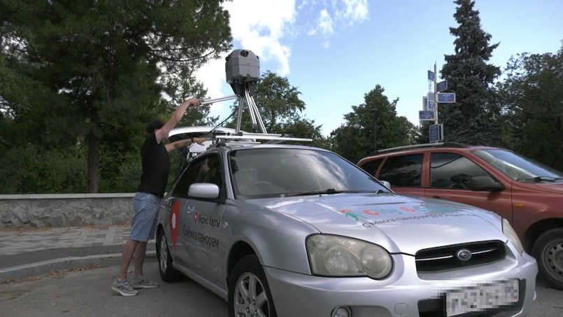 В Перми работает автомобиль, снимающий город для Яндекса