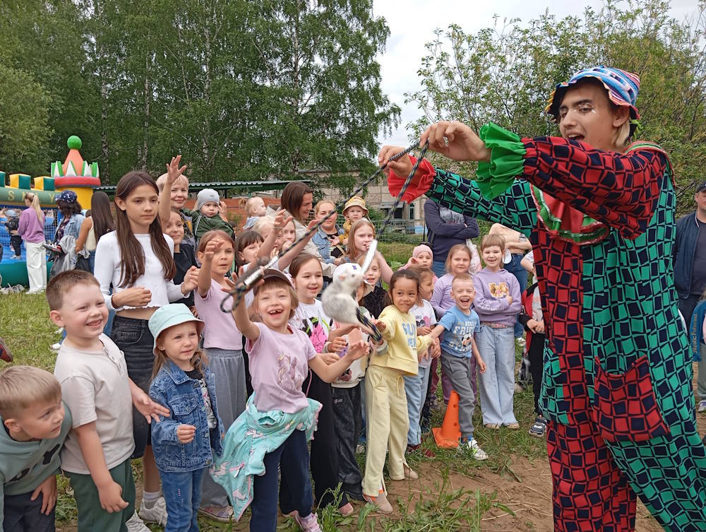 Филиал «Азот» АО «ОХК «Уралхим» подводит итоги благотворительной деятельности