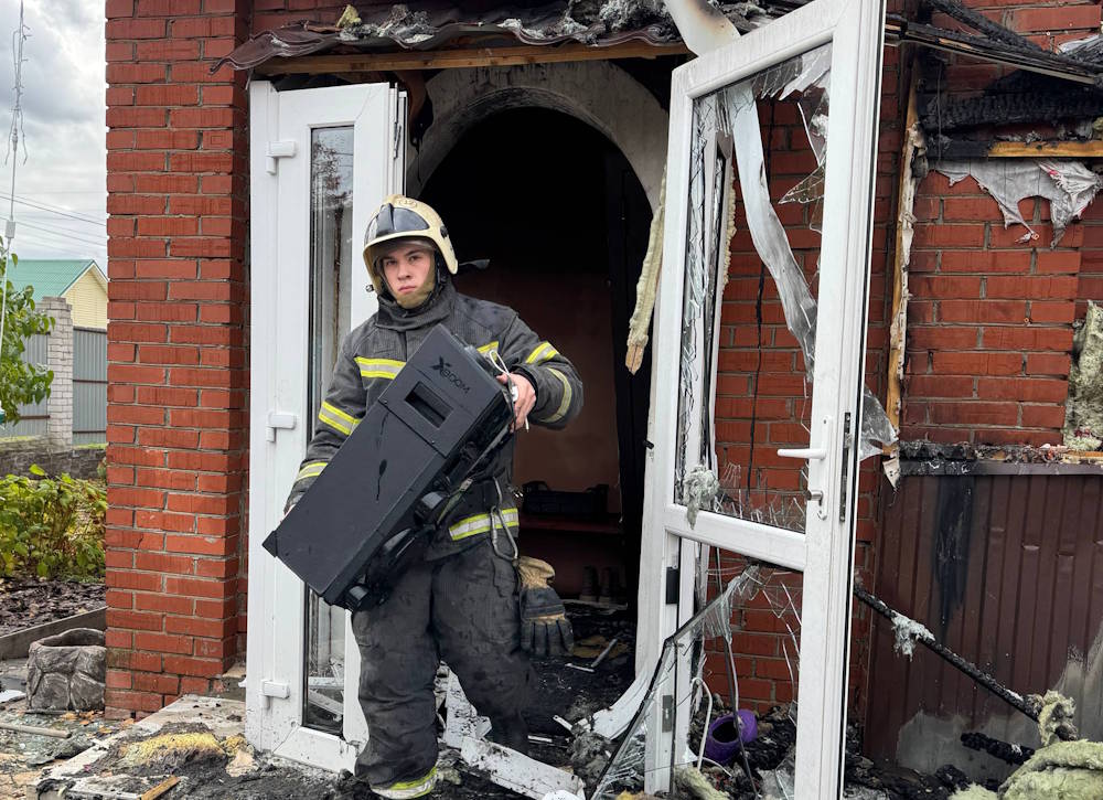 Женщина из разрушенного БПЛА дома успела выпрыгнуть в окно