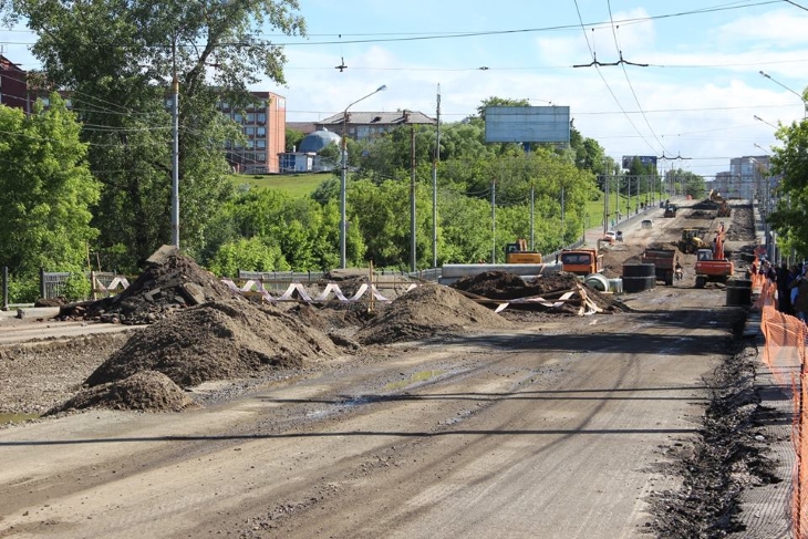 Полностью завершить все работы, включая благоустройство, планируется до 1 сентября следующего года, при этом движение автотранспорта будет открыто уже 1 августа этого года