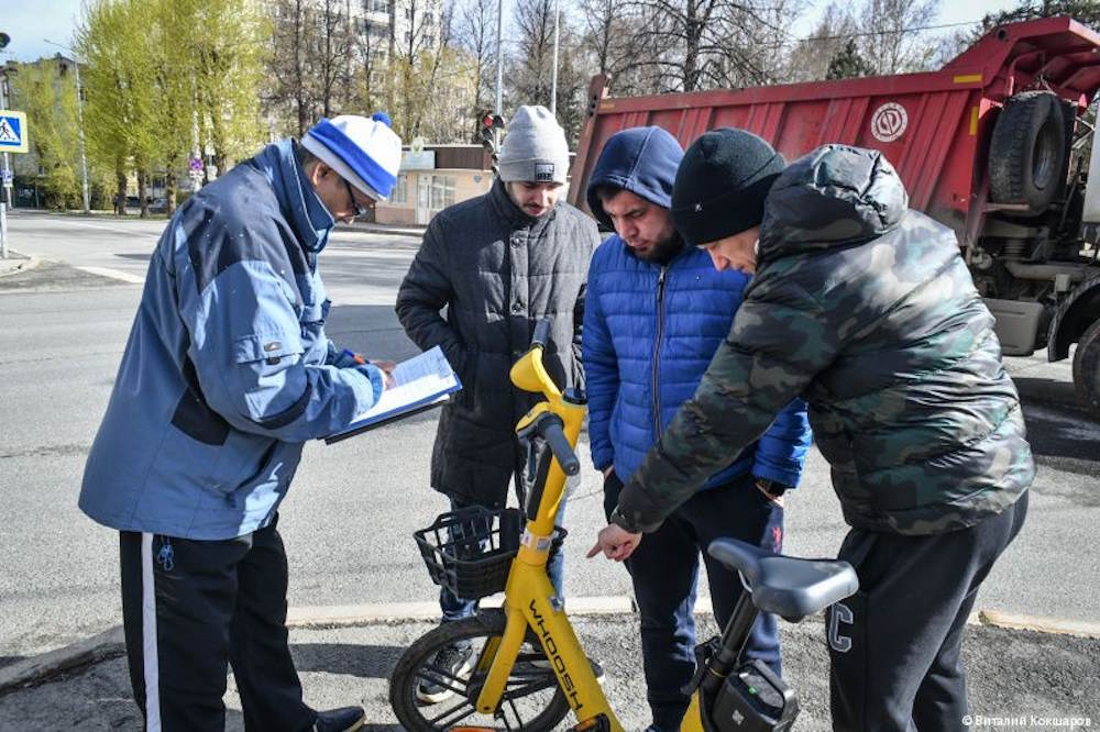В Перми вывезли более 120 электровелосипедов, расположенных вне велопарковок 