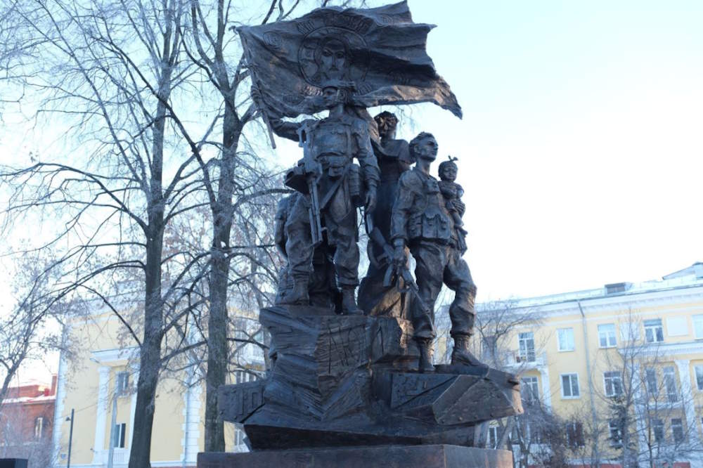 В центре Перми открыли памятник участникам СВО