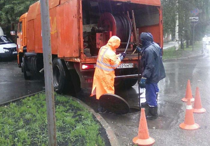 Система водоотведения Перми с трудом справилась с последствиями ливня