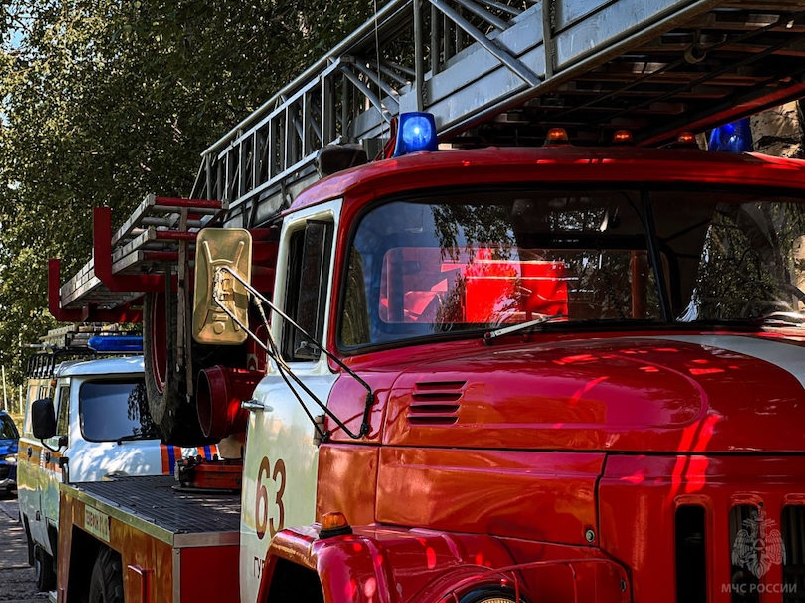 Пожарные потушили бензовоз на трассе Пермь – Березники 