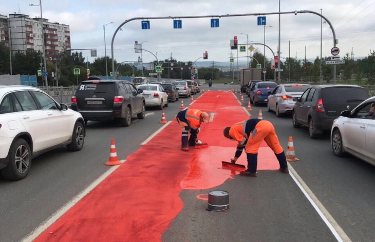 В Перми появилась дорога с противоскользящим покрытием. Как оно работает 