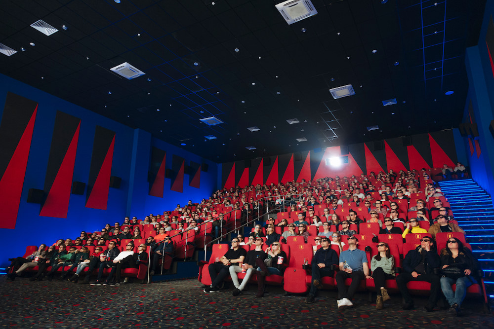 В пермском кинотеатре три дня будут показывать в прямом эфире лекции по финансовой грамотности 